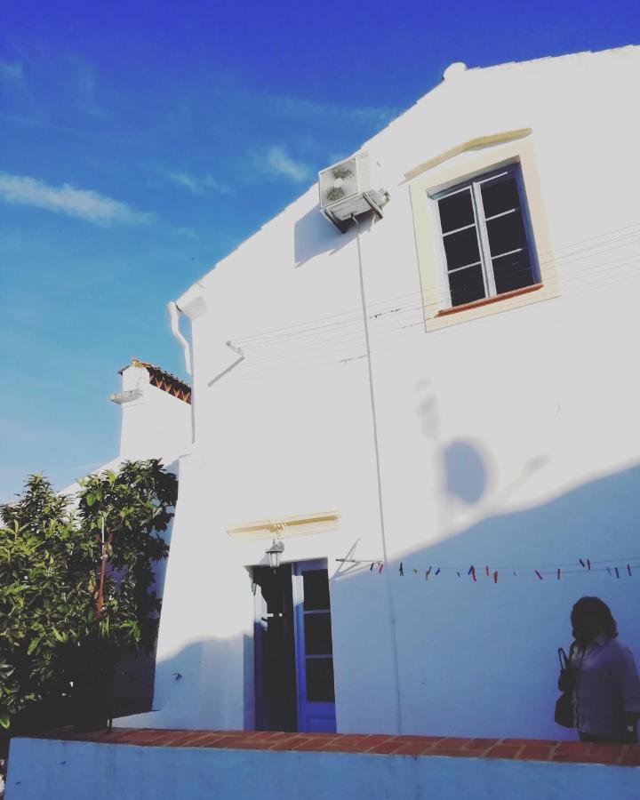 Casa Do Patio- Bed & Breakfast- City Center ปอร์ตาแลกริ ภายนอก รูปภาพ